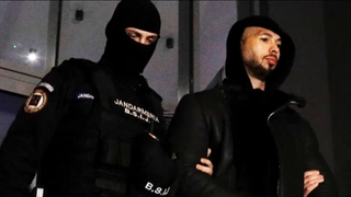 Indila - Tourner Dans Le Vide (Slowed+Bass) (Andrew Tate Theme Song)