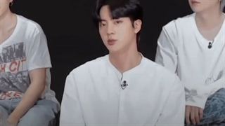 وقتی آرمی از جین پرسید میایی تولدم!؟