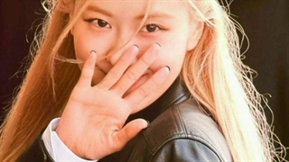 منتشر شده از رزی در فرودگاه sgbac سئول به مقصد تایوان برای ادامه تور