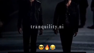 من همراه با آهنگ سناریوی فیکم تو مغزم میسازم