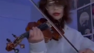 عید همه مبارک انشالاه توسال جدید اتفاقات خوبی بیفته و سال خوبی در پیش داشته باشیم