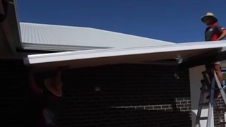 آموزش اجرا و نصب ساندویچ پانل سقفی در آریا بارون توس