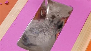 ساخت قالب گوشی موبایل همرا ه با جا کارتی با آنی حامی Ani Hami