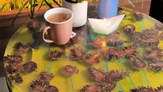 ساخت میز چوبی دکورری با استفاده از میوه کاج با آنی حامی Ani Hami