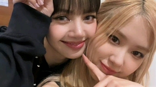 آپدیت استوری اینستاگرام رزی"روز لیسا مبارک"