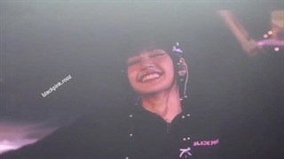 کنسرت کامل تولد لیلی(لیسا)❤️