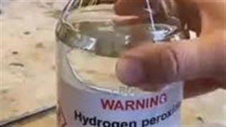 واکنش تجزیه آب اکسیژنه به کمک پتاسیم پرمنگنات  3H2O2+2KMnO4-->2KOH+2MnO2+3O2+2H2O