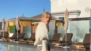 تیک تاک فلیکس(استری کیدز) با چالش like crazy جیمین (بی تی اس)♡♡