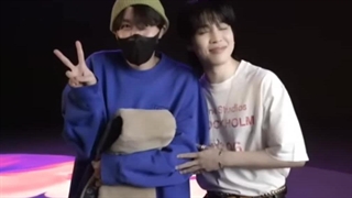 هوبی موقع ضبط ام وی لایک کریزی رفته بود پیش جیمین