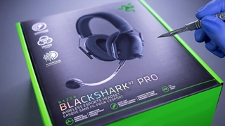 آنباکس هدفون گیمینگ بی سیم ریزر | Razer Blackshark V2 Pro Wireless Unboxing