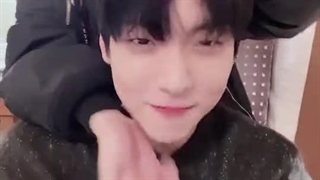 سوبین و بومگیو اعضای تی اکس تی چالش flower رو رفتن