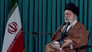 سئوال دانشجویان در مورد خصوصی سازی در دیدار رمضانی از رهبر معظم انقلاب ۱۴۰۲/۰۱/۲۹