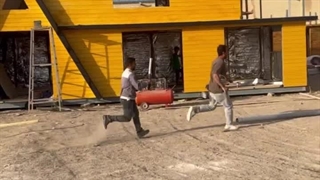 کلبه چوبی امپراطوری آذر