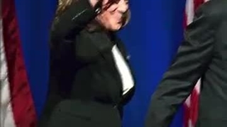 قفزة بایدن تثیر ذعر نائبته.. ماذا حدث ؟