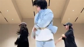 تیک تاک شوگا (BTS) با لسرافیم ♡♡ آهنگ haeguem