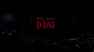 اجرای آهنگ هایHaegeum-Daechwita-Agust D از شوگا در اولین روز کنسرت آمریکا