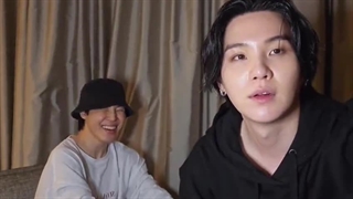 یونگی و جیمین بعد کنسرت اومده بودن لایو