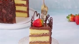 ده مدل تزیین کیک تولد