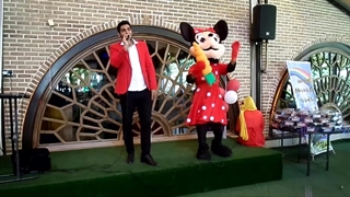 نمایش فوق العاده عموسامان و مینی موس 09338606732