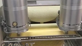 دستگاه برش خمیر