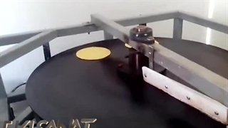 پخت نان پیتا و برش خمیر