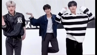 پست تیکتاک و یوتویوب پسرا . ریکی ♡ هانبین ♡ یوجین