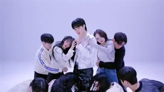 دنس Like Crazy از جیمین با زیر نویس فارسی