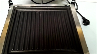 دستگاه اسنک ساز میکر ساندویچ ساز میکر پنینی ساز میکر بازار طلایی ۰۹۹۳۸۸۵۸۰۸۴