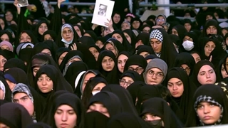 رهبر معظم انقلاب : یکی از این شیوه‌ها بدبین کردن جوانان به مسئولان کشور است