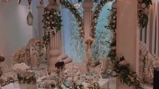 یه جفت چشم سیاه و یه حلقه طلایی