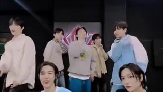 Boy next door با چالش آهنگ one and only با D.O EXO