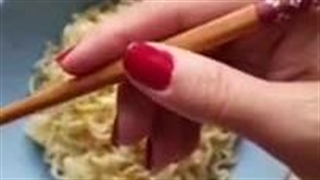 طرز استفاده و صحیح گرفتن چاپستیک (چوب های غذا) 