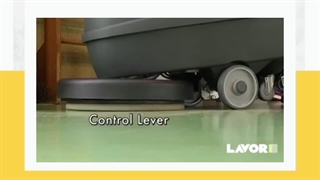 شستشوی کف با زمین شوی دستی FREE EVO ساخت کمپانی لاور ایتالیا