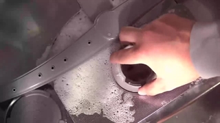 چگونه می توانم پمپ ماشین ظرفشویی بوش را باز کنم؟