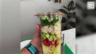 طرزتهیه سالاد آووکادو بامرغ