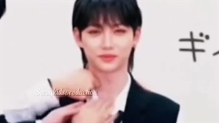 توضیحات چک شود!! مثلا صدای فیلیکس رو تغیر میدن و اون صدای پشم ریزون تهش_ سم استری کیدز_ صدای بم فیلیکس