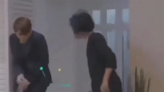 بابا اومده؟ از راه اومده؟ با کی اومده؟ چرا خندون امده؟(سم ترین چیزی که امروز می تونیدببینید)