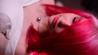 رنگ مو قرمز آتشین رنگ سال