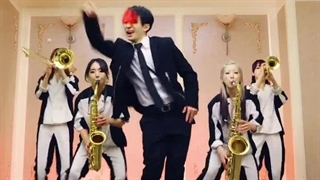 یک رقص انیمه ای جذاب