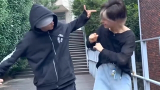 چالش Hard از شاینی، توسط بکهیون و تمین