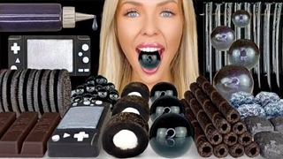 اسمرفود هانی بی : چالش خوردن تنقلات سیاه شامل کیت کت شکلاتی سیاه ، ژله ، بیسکویت اورئو سیاه و ... ( موکبانگ ) - موج کره ای