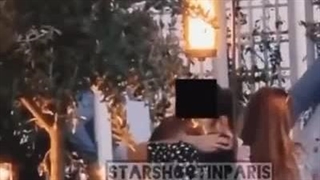 لیسا با پسر یکی از پولدارترین فرد جهان در پاریس