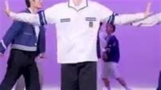 ریلی دنس آهنگ in bloom از zerobaseone