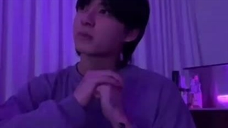 لایو جونگکوک ( BTS) در ویورس ( oh you re' here) با زیرنویس فارسی آنلاین ♡♡ ( درخواستی )