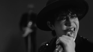 موزیک ویدیو Alive از The rose با زیرنویس فارسی اختصاصی