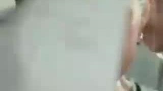 بهترین کلیپی که میتونه وضعیت یه افسرده رو توصیف کنه (: