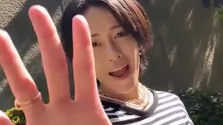 رقص شین یکی از اعضای گروه مدکید با آهنگ حال ناب@_@Dance of Shin, one of the members of the Medkid group, with the song Hal Nab