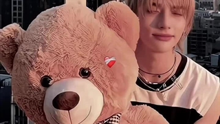 دوست دارم با اینکه مال من نیستی ، هیونجین