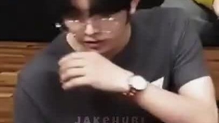 جوری که هیسونگ و جی عطسه میکنن (یکم بخندیم)