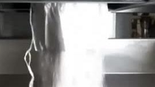 مراحل ساخت بطری کوکاکولا در یک کارخانه